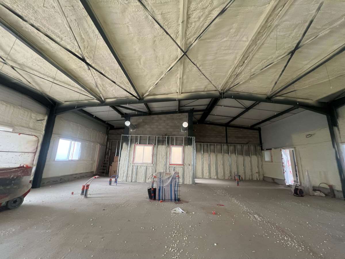 Travaux d’isolation pour un bâtiment tertiaire